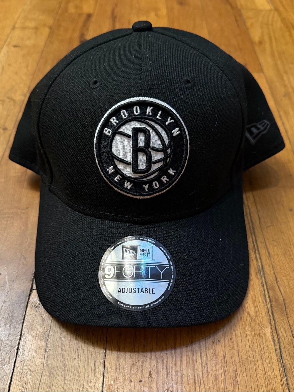New Era Brooklyn Nets Black 9FORTY Adjustable Hat - NEW